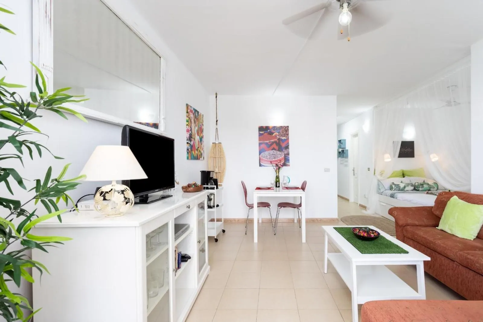Sunny Studio With Big Pool San Miguel de Abona